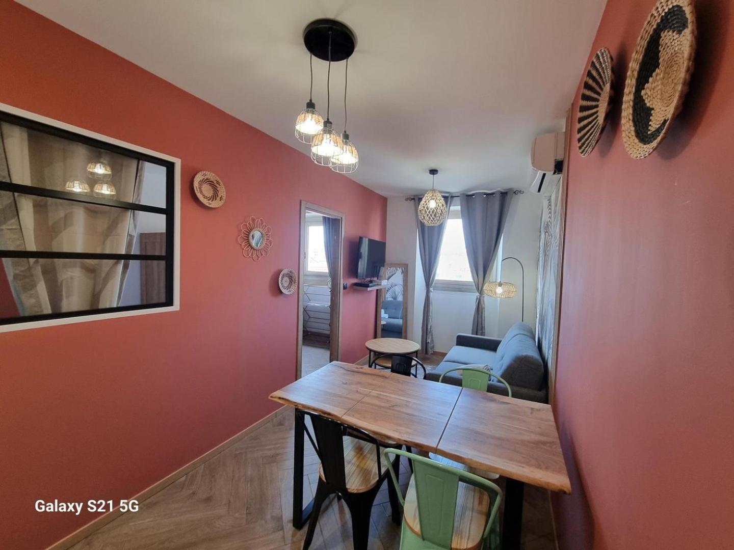 Apartment Croisette A 2 Min : Vivez La Magie De ! Cannes